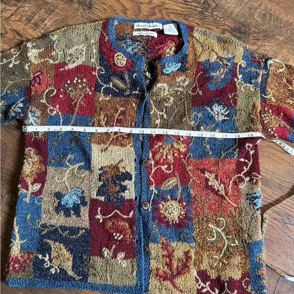 Vintage 90’s Silk Blend Multicolor Hand Knit Cardigan with Leaf Details - Picture 8 of 9